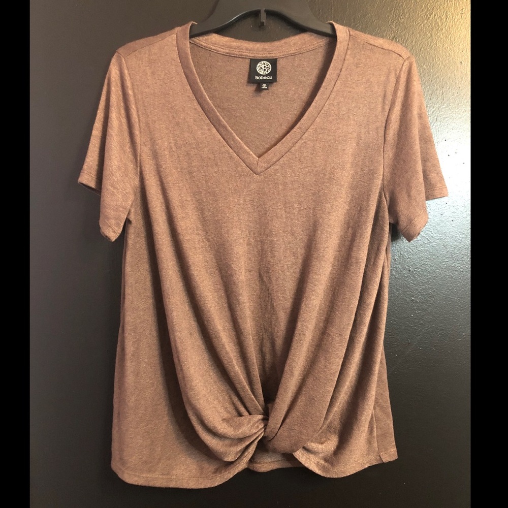 bobeau Brown V-Neck Short Sleeve Twist Front Tee